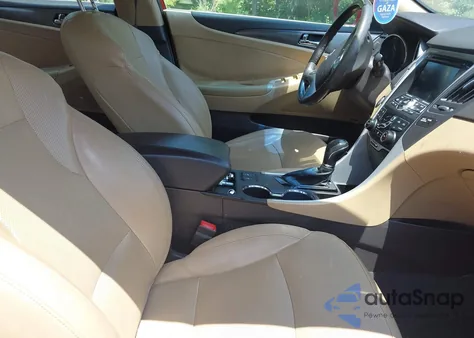 2012 Hyundai Sonata Hybrid z USA, uszkodzony, nr VIN KMHEC4A47CA032198